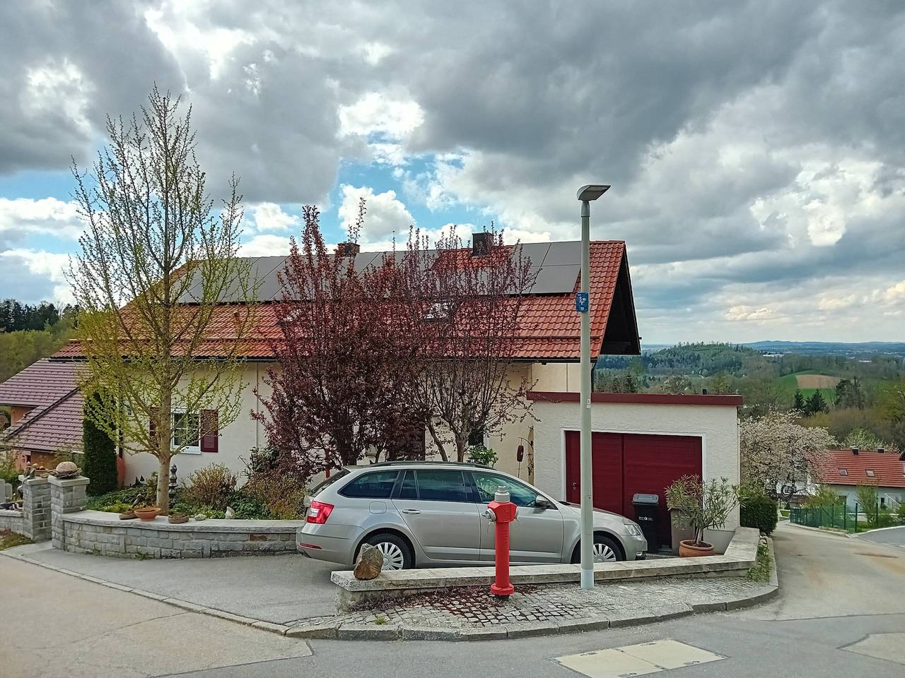 Entire apartment, Apartment 'Familie Graml' with Stunning Views, Large Garden with Bbq and Swing in Hauzenberg, Passauer Land