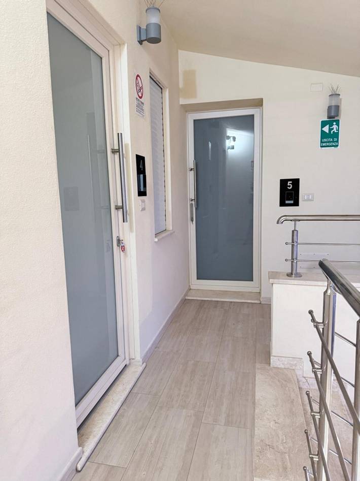 Gîte pour 2 personnes, avec balcon à Oristano - 3