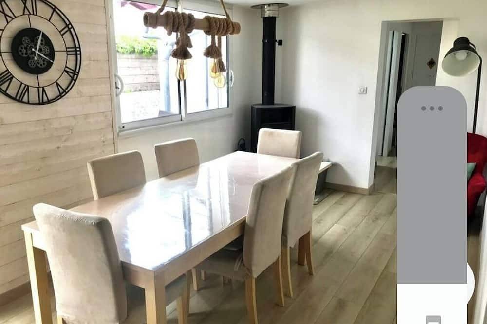 Maison Familiale Avec Piscine et Trampoline in Gradignan, Región de Burdeos