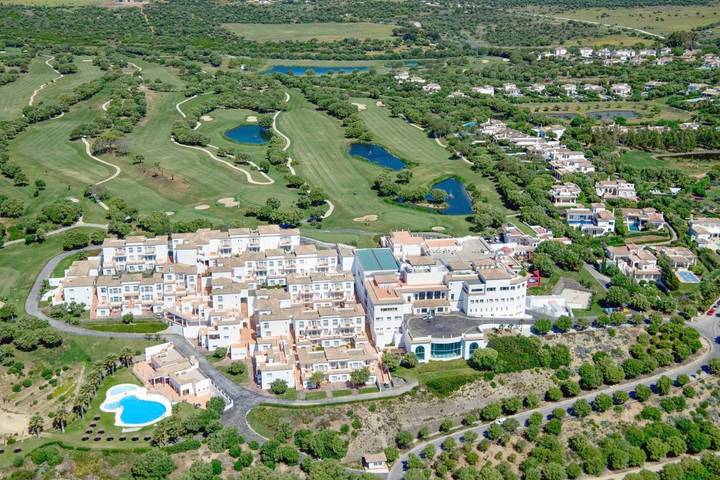 Apartamento para 10 personas, con Terraza además de Jardín y Sauna en Benalup-Casas Viejas