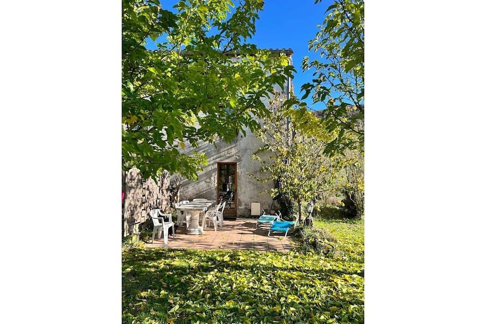Gite abeille, Comfortable and quiet house in Avène, Lodève region