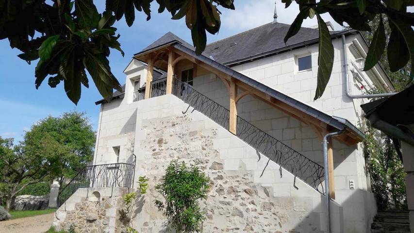 Location de vacances pour 12 personnes, avec vue et jardin à Le Thoureil - 2