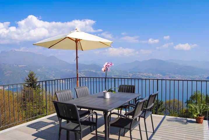 Ferienwohnung für 9 Personen, mit Balkon und Terrasse sowie Garten und Pool in Trarego Viggiona - 3
