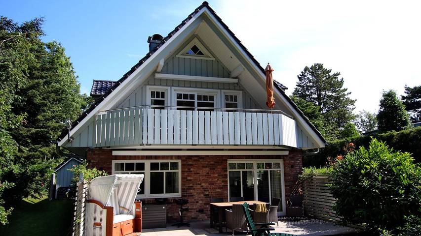 Ferienwohnung für 4 Personen, mit Terrasse und Sauna sowie Garten - 1