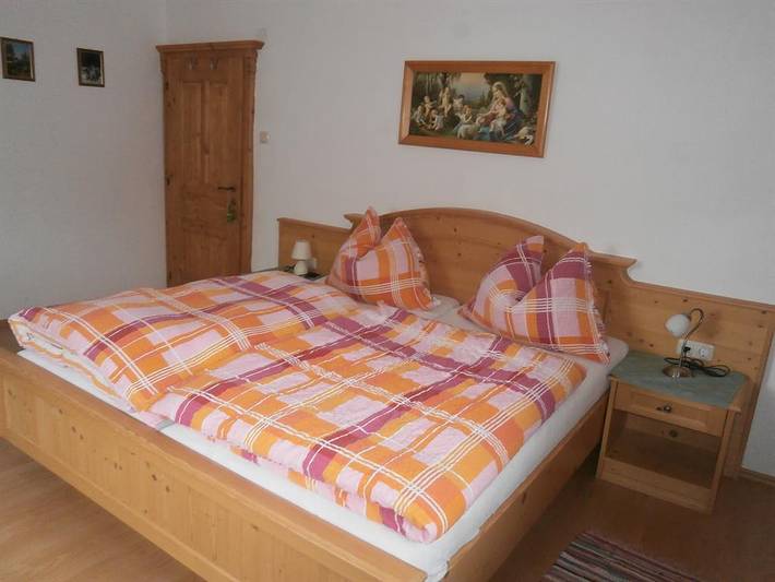 Zimmer für 4 Personen, mit Terrasse und Garten - 1