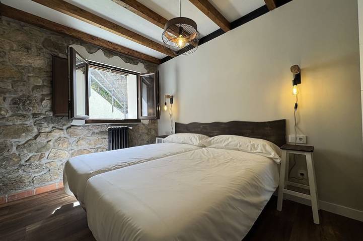 La Melera - Starlight lodging and skiing in Aller, Cordillera Cantábrica