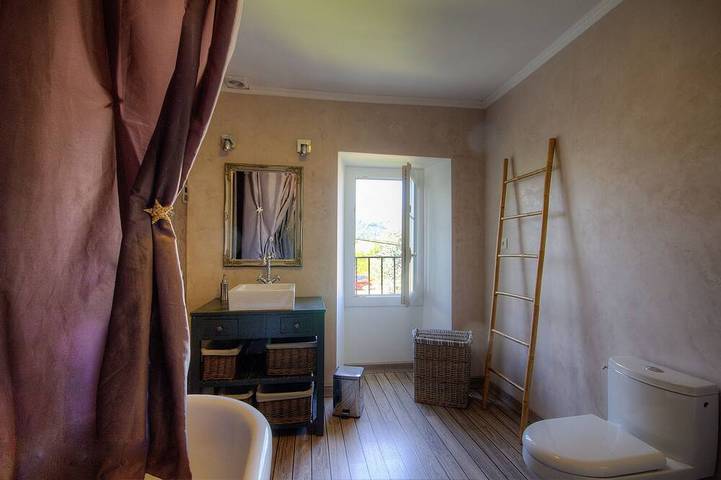 Location de vacances pour 11 personnes, avec jardin à Santa-Lucia-di-Moriani - 3