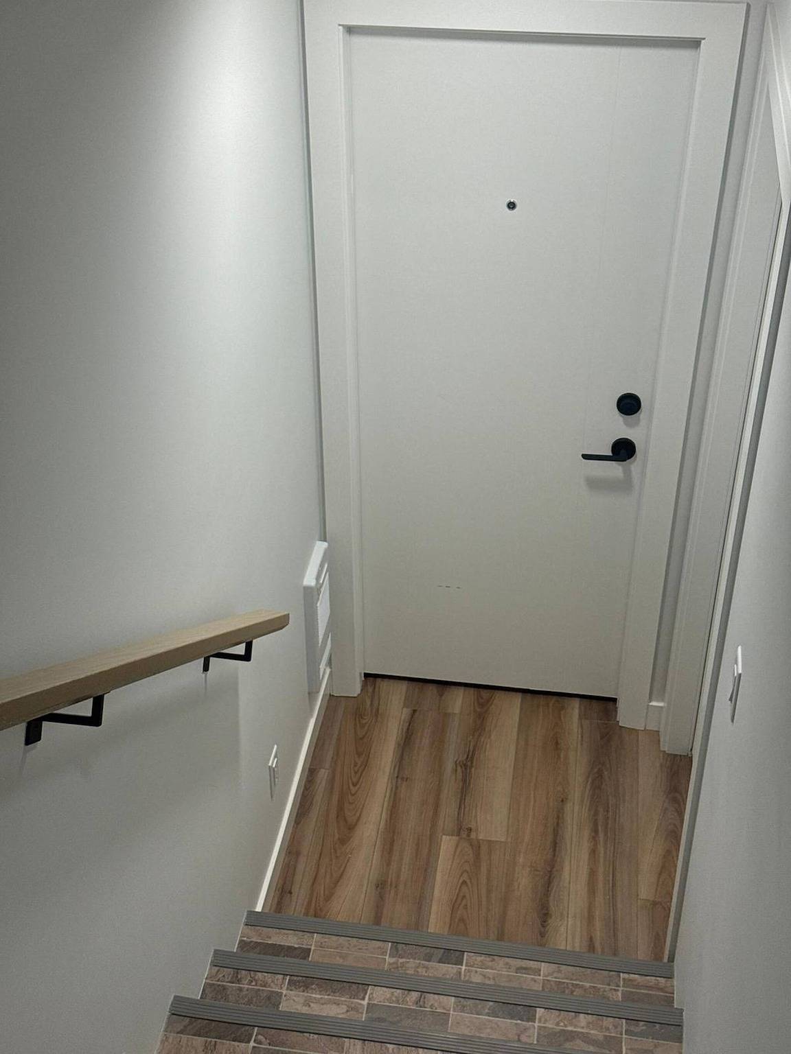 Modern Calgary Stay , Free Parking, Fast Wi-Fi in Calgary, Canadese Rocky Mountains