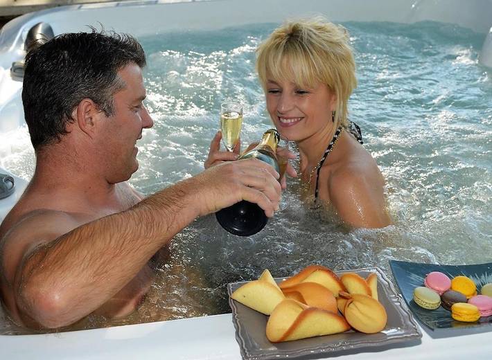 Chalet pour 5 personnes, avec vue et jardin dans le Cantal - 4