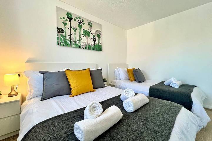 Delightfully decorated 2-bedroom home. in Greenwich, Londres
