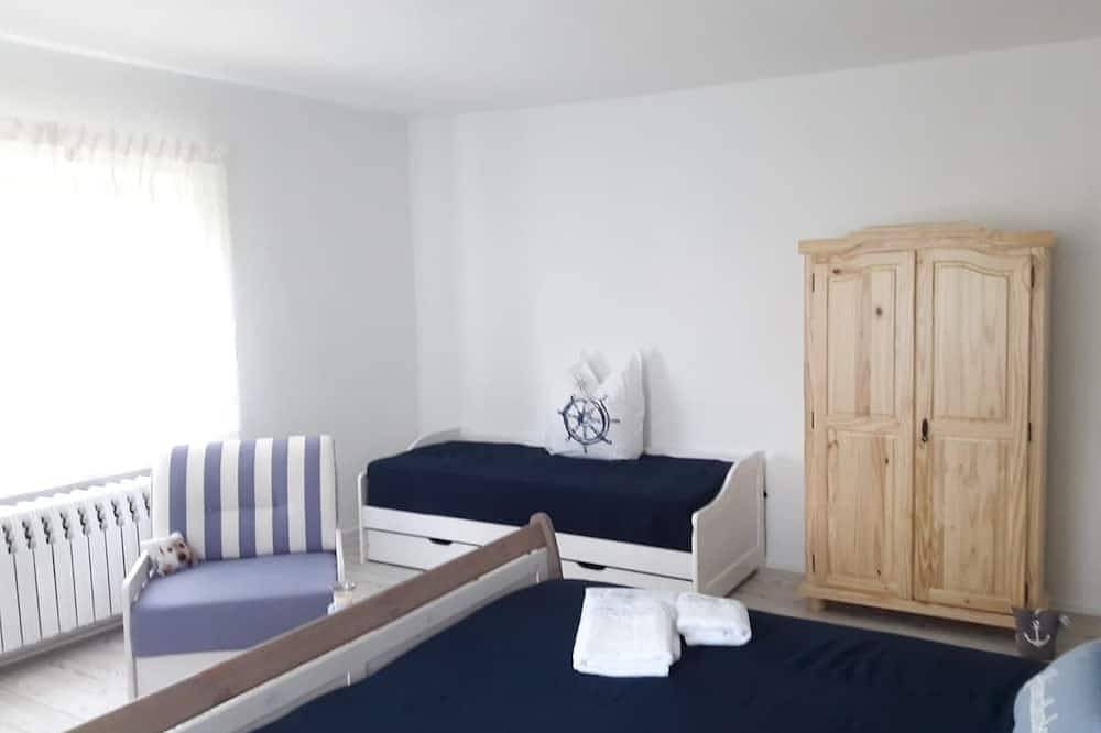 Ganze Wohnung, Ferienwohnung Anton in Teßmannsdorf, Salzhaff