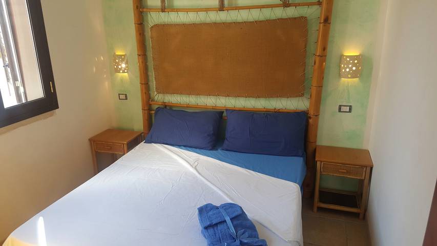 Location de vacances pour 4 personnes, avec balcon à Torre Dell'orso - 2