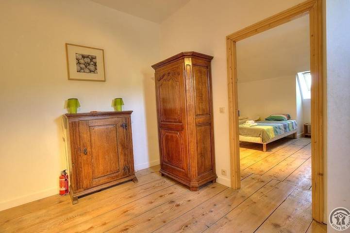 Location de vacances pour 13 personnes, avec jardin et piscine à Régnié-Durette - 2