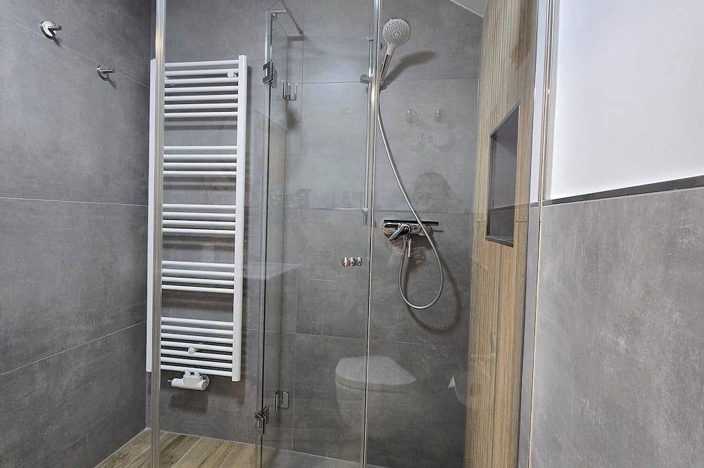Ganze Wohnung, Apartment \"Auszeit\" - Neue Ferienwohnung inmitten von Weinbergen in Coswig, Meißen Region