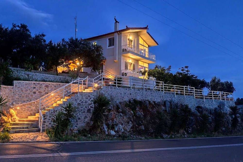 Adriana'S House Kardamyli Prosilio in Kardamyli, Messenien