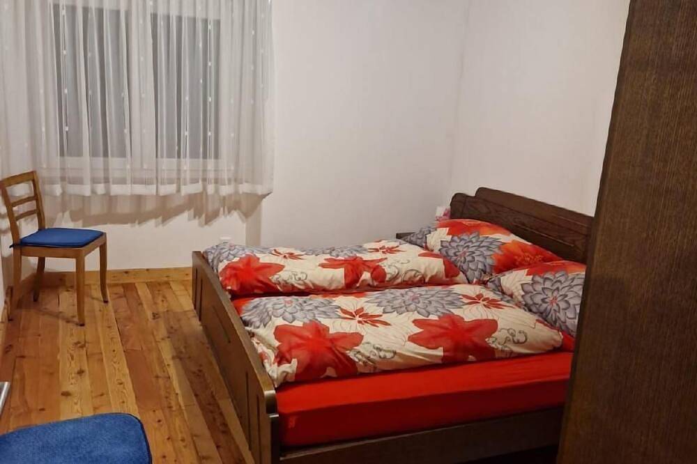 Ganze Wohnung, Ferienwohnung San Carlo für 1 - 6 Personen mit 3 Schlafzimmern - Ferienwohnung in Poschiavo, Bernina-Alpen