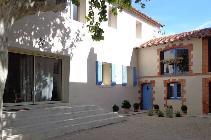 Appartement de vacances pour 4 personnes, avec jardin et piscine à Cavaillon