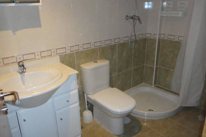 Gîte pour 6 personnes, avec vue ainsi que piscine et jardin à Viveiro - 2