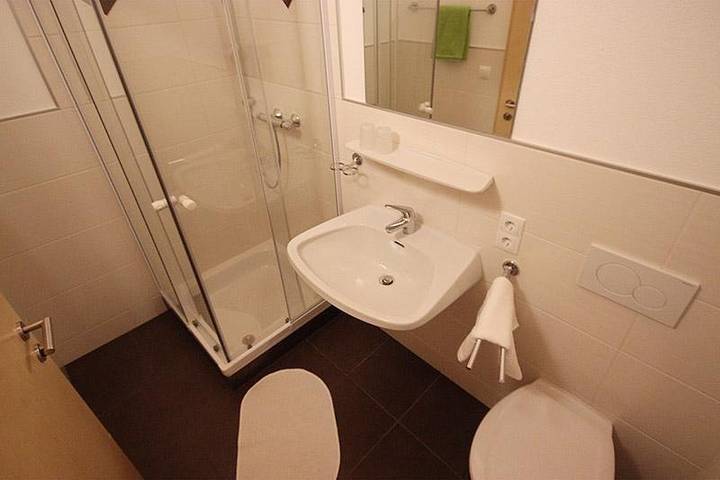 Ferienwohnung für 2 Personen, mit Balkon in Niederthai - 2