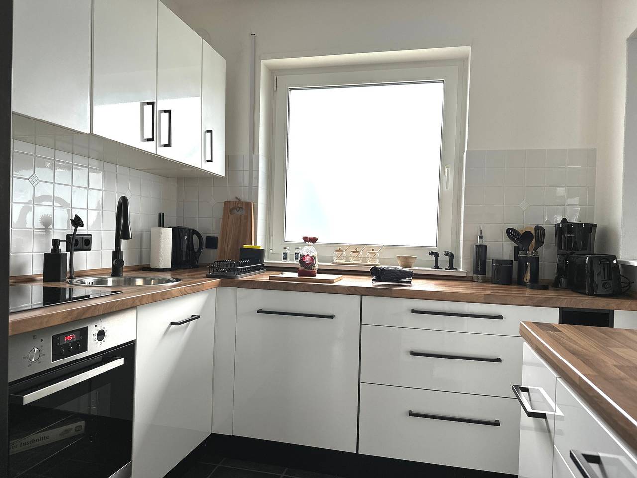 Apartamento entero, Apartamento 'Mid - Century' con terraza compartida, jardín compartido y Wi-Fi in Schloß Holte-Stukenbrock, Renania del Norte-Westfalia