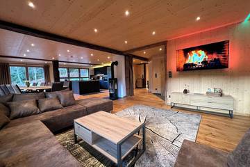 Ferienhaus für 12 Personen, mit Whirlpool und Terrasse in Schenkenzell