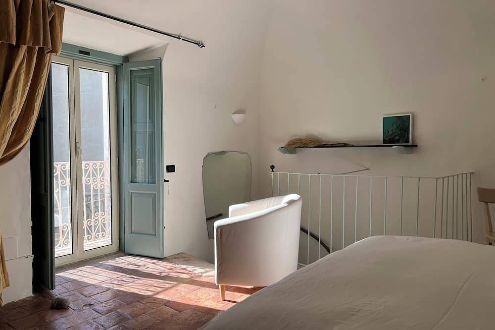 Charming bed & breakfast in fantastic Abruzzo with Wifi in Capestrano, Gran Sasso