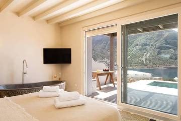 Villa for 2 People in Cyclades, Photo 2