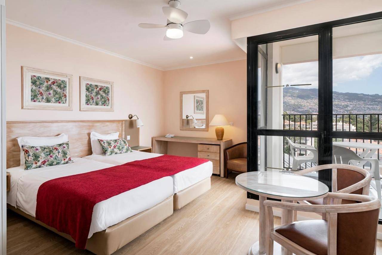 Dorisol Buganvilia Studio Hotel in São Martinho, Île de Madère