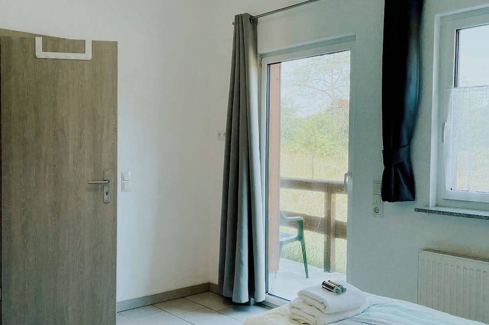 Haus Rheinblick - Ein Haus mitten im Grünen. in Lahnstein, Mittelrhein