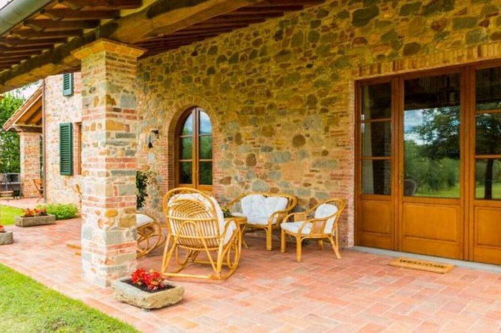 Agriturismo Borgo ai Lecci Sjarmerende villa i stein i hjertet av Toscana. in Orentano, Castelfranco di Sotto