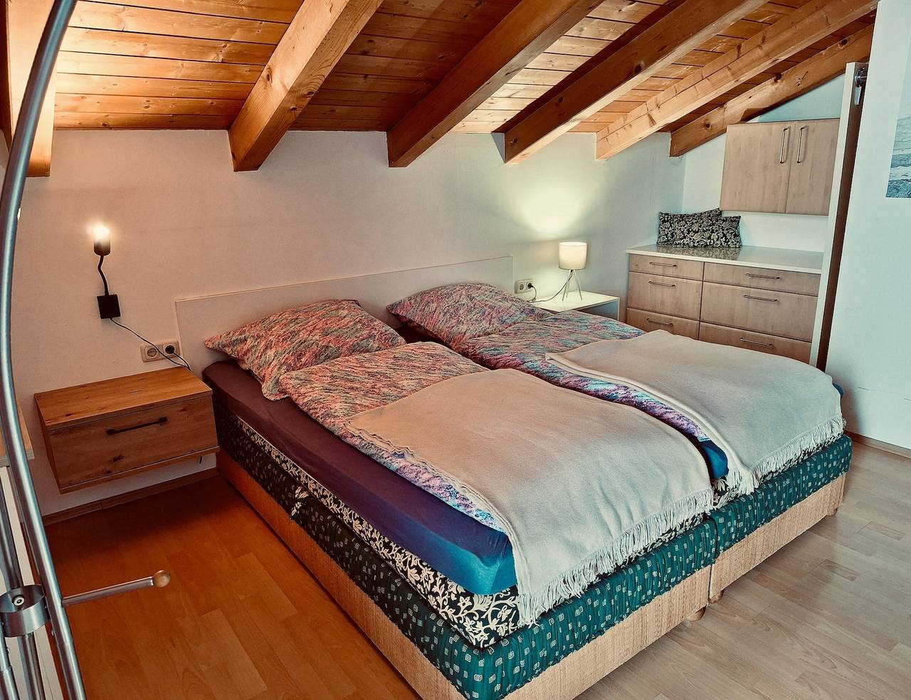Entire apartment, Apartment near Zell am See, cozy with mountain view, Wi-Fi, and air conditioning in Gries im Pinzgau, Taxenbach