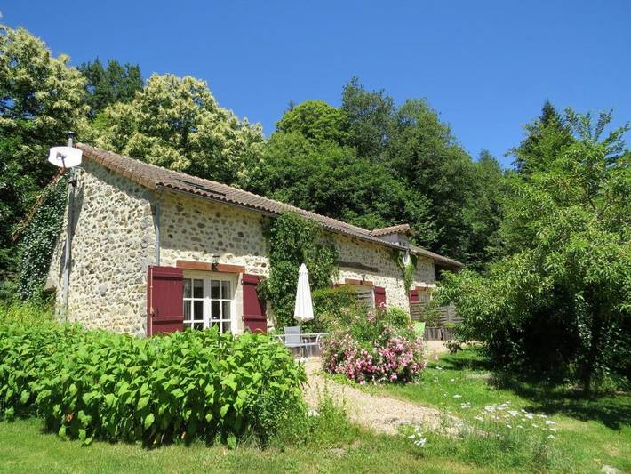 Maison de vacances pour 2 personnes, avec Terrasse et Jardin ainsi que Piscine et Vue