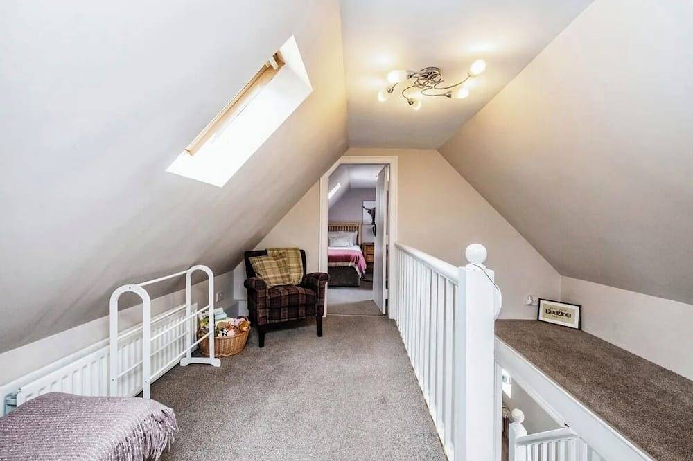 Cosy Highland Cottage Stay in Drumnadrochit, Highlands