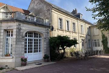 Location de vacances pour 26 personnes, avec jardin, animaux acceptés à Auxi-le-Château