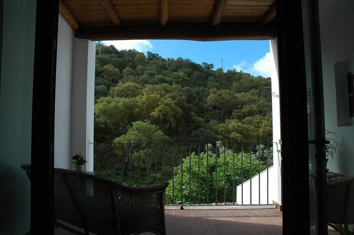 Maison de vacances pour 6 personnes, avec terrasse ainsi que jardin et piscine, animaux acceptés - 1
