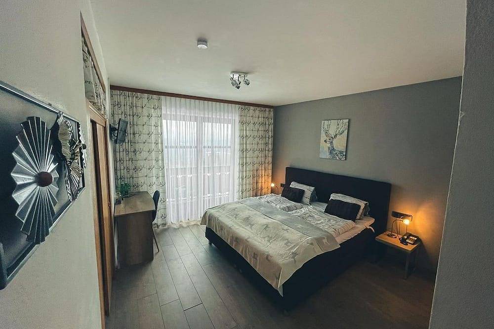 Einzelzimmer 8, Wc, Dusche - Hotel-Gasthof Lammersdorf in Millstatt, Bezirk Spittal an der Drau