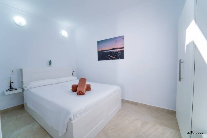 Appartement de vacances entier, Appartement une chambre avec terrasse. in Tahiche, Teguise