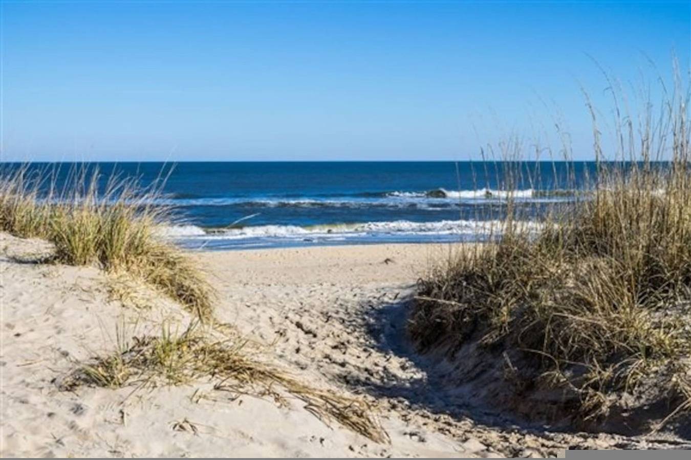 ♥️Coastal Getaway♥️~Large Clean-n-Cozy 3Bdrm Home in Virginia Beach