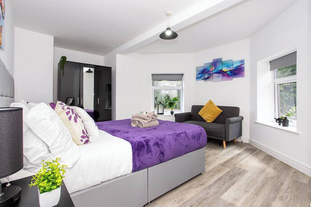 Entire apartment, Wakefield 4 Bed apartment in Wakefield, West Yorkshire