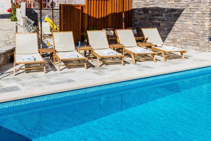 Ganze Wohnung, Ferienwohnung für 4 Personen mit Balkon in Mlini, Dubrovnik-Neretva