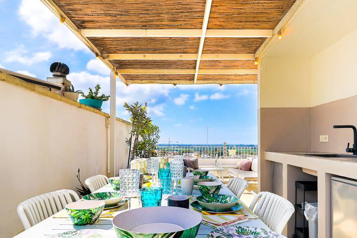 Maison de vacances pour 4 personnes, avec Balcon ainsi que Terrasse et Vue à Parabita