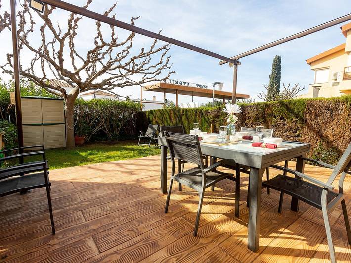 Ferienhaus für 11 Personen, mit Balkon und Pool sowie Garten in Roses - 3