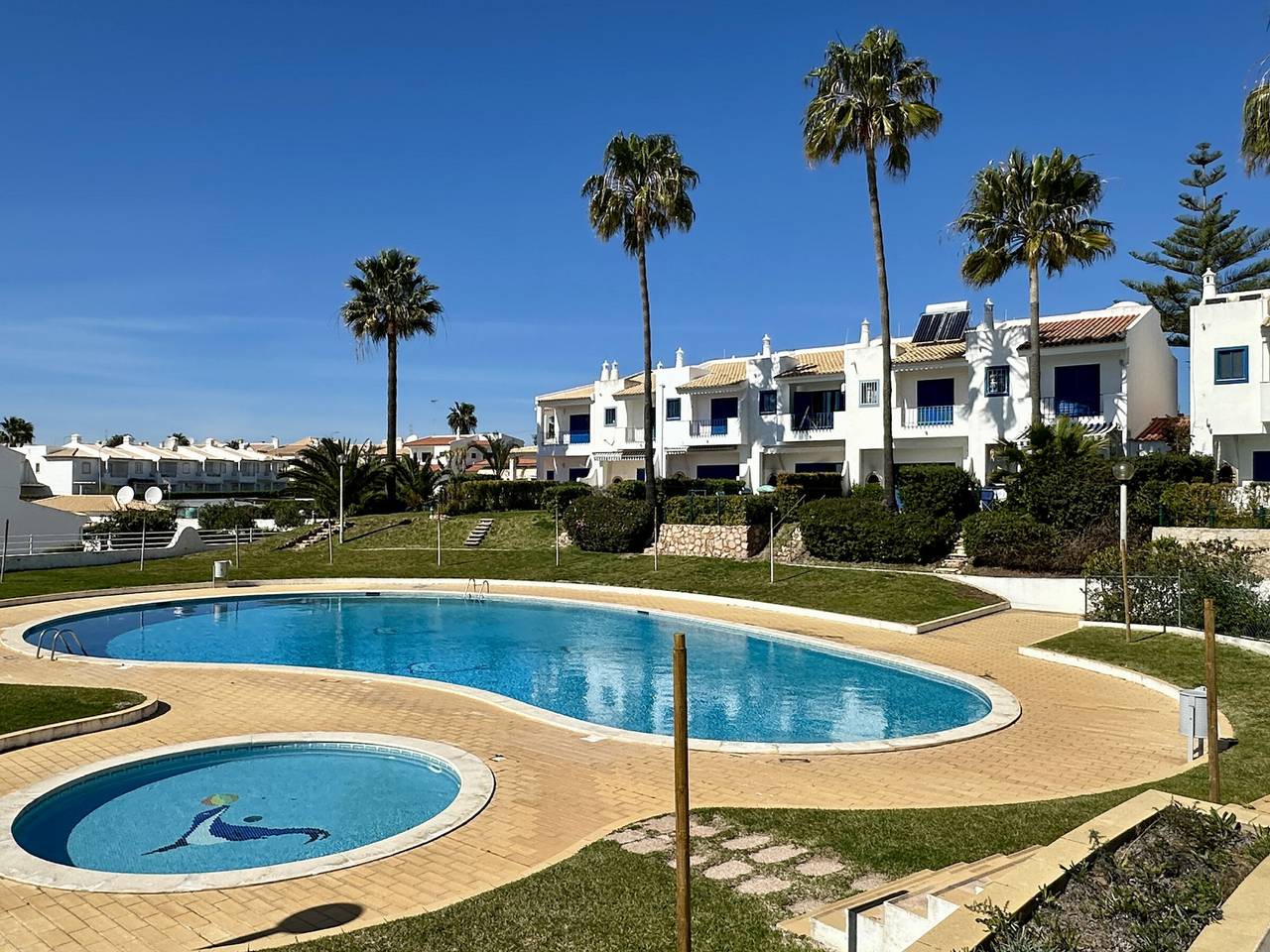 Maison Moderne à Albufeira avec Terrasse in Albufeira, District de Faro