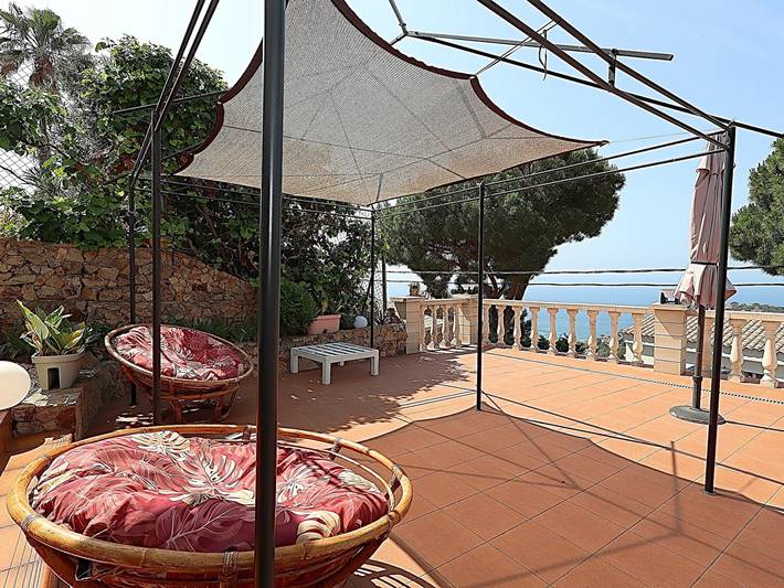 Casa rural para 8 personas, con Balcón además de Terraza y Jardín en Canyelles - 4