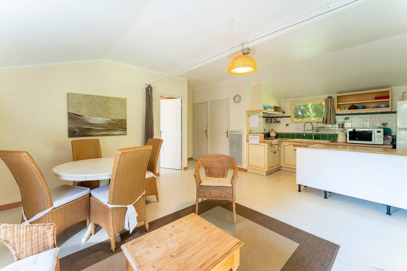 Maison de vacances 'La Romarine' avec piscine chauffée, Wi-Fi et climatisation in Mondragon, Vaucluse