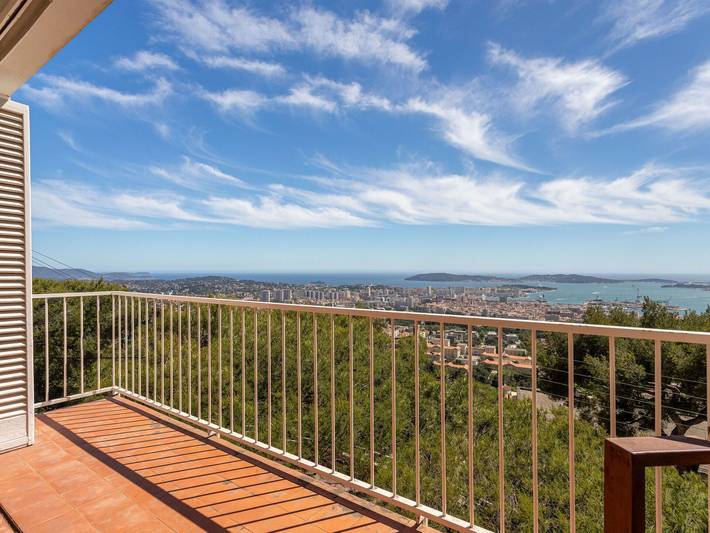 Ferienhaus für 6 Personen, mit Garten und Whirlpool, mit Haustier in Toulon - 4