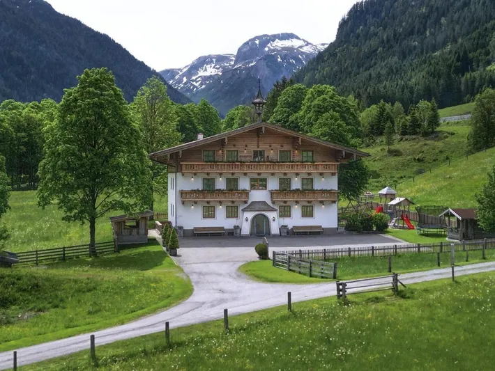 Ferienwohnung für 5 Personen, mit Ausblick und Terrasse sowie Garten, mit Haustier - 1