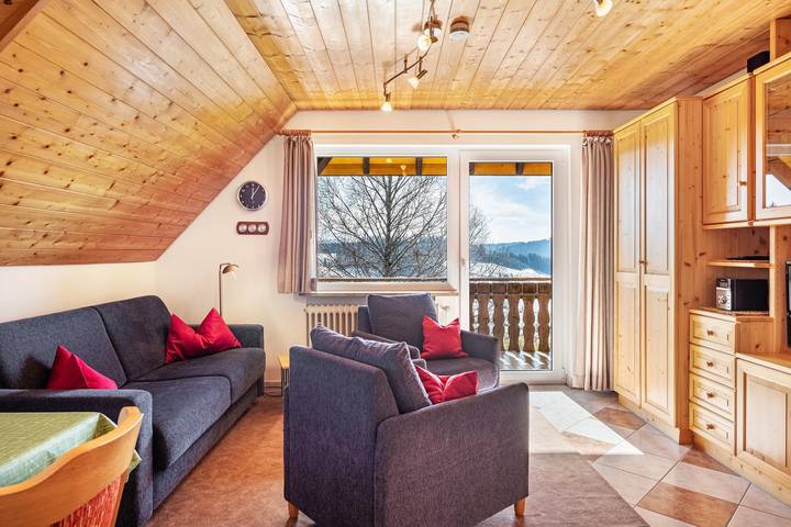 Ferienwohnung für 4 Personen, mit Balkon und Garten in Titisee-Neustadt - 2