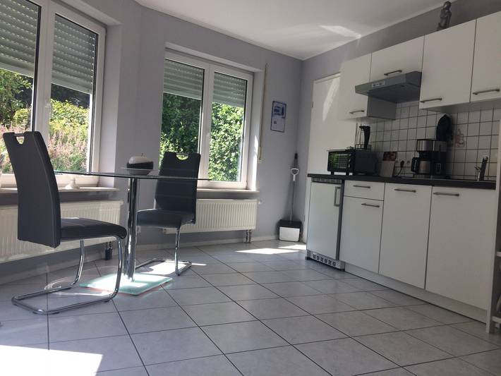Ganze Ferienwohnung, Ulla Wolf - Ferienwohnung mit 50 qm für max. 2 Personen in Breisach (Kernstadt), Breisach am Rhein