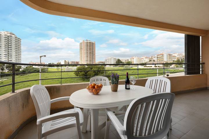 Ferienwohnung für 6 Personen, mit Garten und Balkon in Portimão - 4